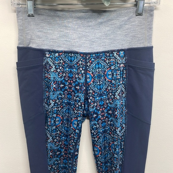 NWOT Athleta High Rise Chaturanga Tight Leggings Tapestry S - Picture 3 of 16